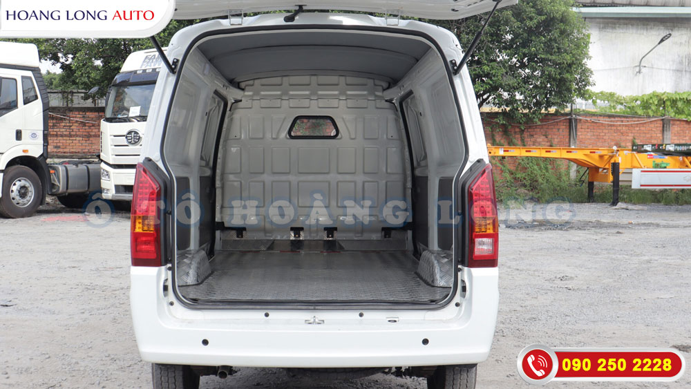 Thùng xe tải van cho thuê rộng rãi